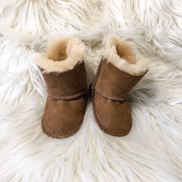 bear paw baby booties